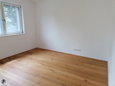 Moderne Etagenwohnung mit Terrasse und Stellplatz in 1140 Wien - Photo 5