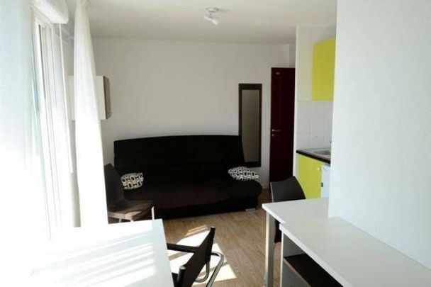 Studio étudiant de 18 à 20 m² meublé et équipé à 420 € - Photo 1