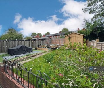 3 bedroom semi-detached house to rent - Photo 4