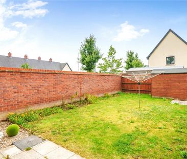 3 bedroom detached house to rent - Photo 2