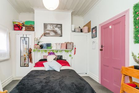 4-Bedroom Inner City Flat – Available Feb 2026 - Photo 5