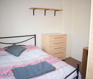 4 bedroom house to rent - Photo 5