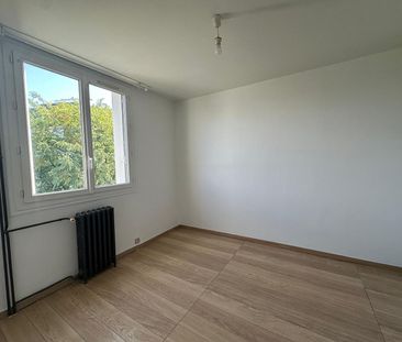 Location Appartement 4 pièces 62m² - Photo 5