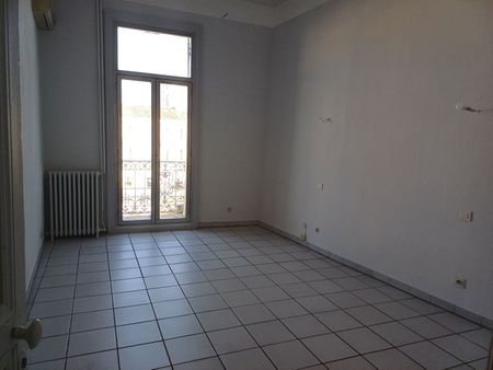 Location appartement 3 pièces, Sète - Photo 3