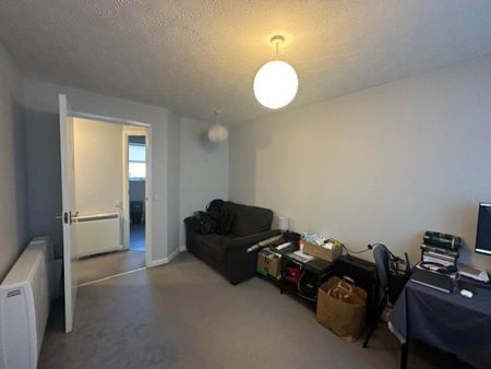 1 bedroom flat to rent - Photo 2