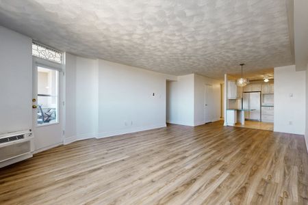 For Lease - 81 Millside Drive Unit# 703, Milton, Ontario - Photo 5