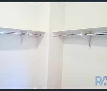 33 Woolly Parade, Clyde North, Vic 3978 - Photo 6