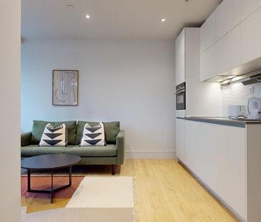 Studio to rent - Photo 1