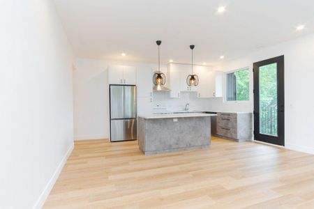 For Lease - 63 Lonborough Avenue, Toronto, Ontario - Photo 5