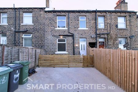 2 bedroom terraced house to rent - Photo 4