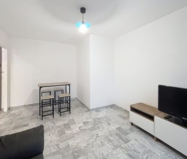 Location Appartement 2 pièces 38m² LE CANNET 06110 - Photo 3