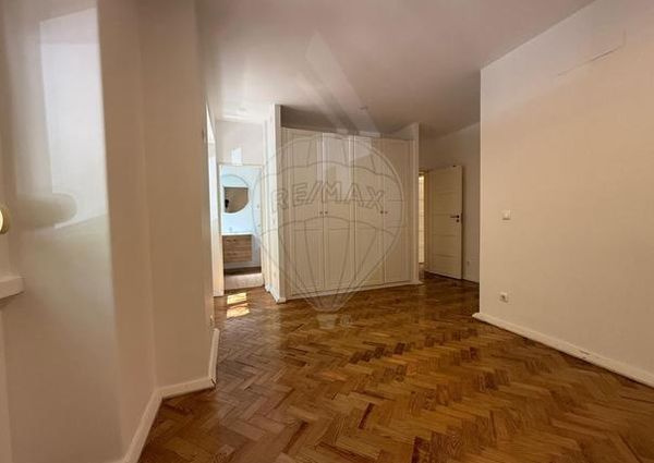 Apartamento T3 em Lisboa