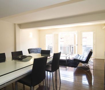 FULLY FURNISHED - UNAVAILABLE UNTIL JANUARY 2019 - Photo 3