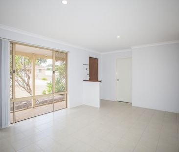 Spacious Family Home with Large Backyard & Entertaining Area - Photo 3
