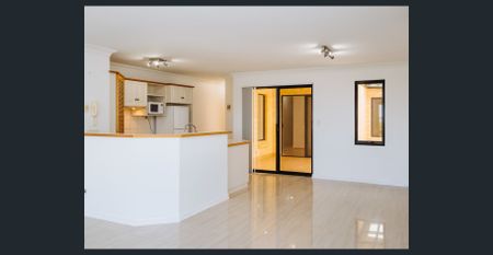 HUGE apartment - Photo 5