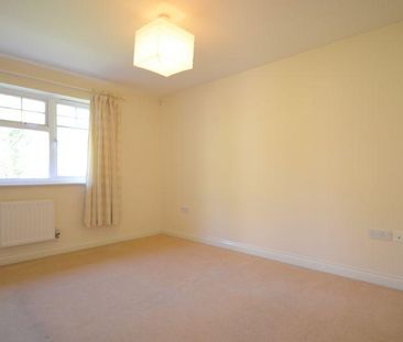 4 bedroom detached house to rent - Photo 6