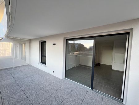 Location Appartement 46.24 M² SAINT-LOUIS 710 € - Photo 2