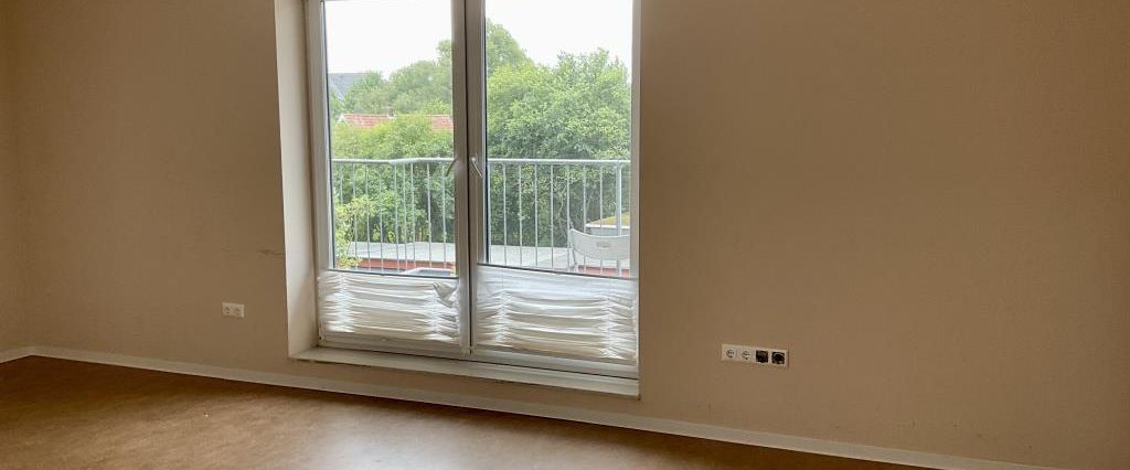 WG-Zimmer mit tollem Balkon für Schüler, Studenten oder Auszubildende! - Photo 1