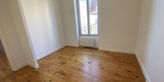 Location Appartement 2 pièces 32m² AIGUEPERSE 63260 - Photo 3