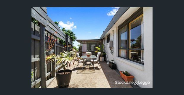 4 Bedroom Home + study - Photo 1