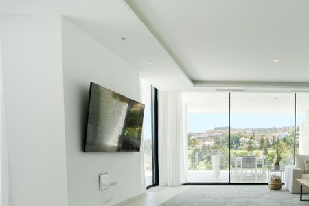 Luxury Villa for rent in Benahavís, Andalusia - Photo 3