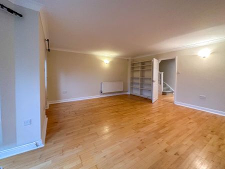 3 bedroom terraced house to rent - Photo 3