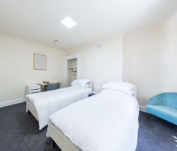 Fortess Road, London - Photo 2