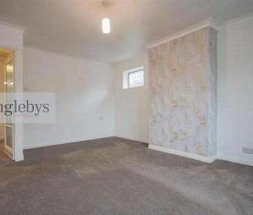 2 bedroom detached bungalow to rent - Photo 5