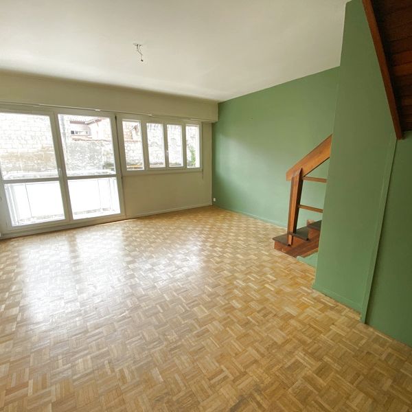 Location Appartement 2 pièces 58m² BORDEAUX 33000 - Photo 1