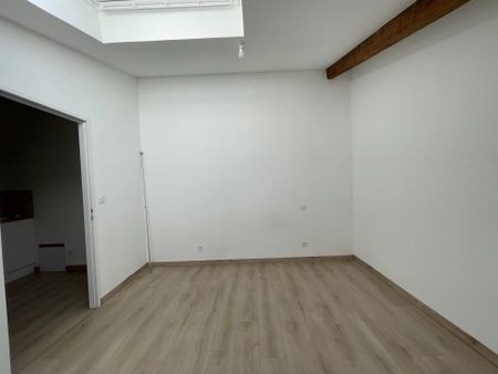Location Appartement 2 pièces 41m² CAROMB 84330 - Photo 2