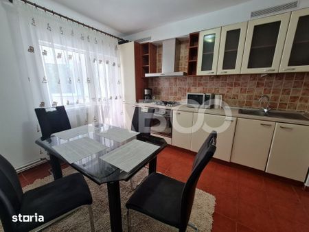 Apartament spatios cu 3 camere si 2 bai plus balcon in zona Central - Photo 4