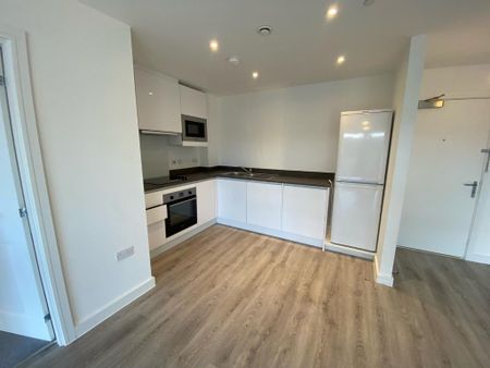 2 bedroom flat to rent - Photo 3