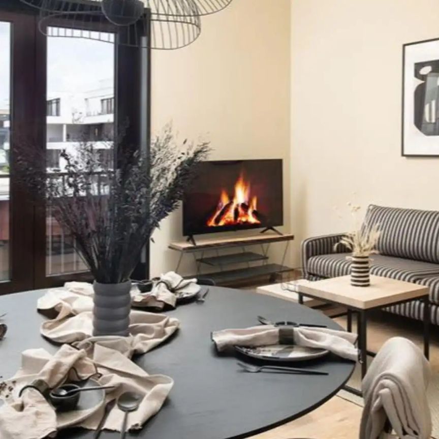 Apartamento de alquiler en Calle de la Residencia, 16, Ciudad Universitaria - Foto 1