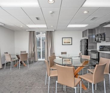 For Lease - 5010 Corporate Drive Unit# 405, Burlington, Ontario - Photo 3