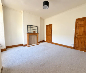 2 bed terraced house to rent in St. Cuthbert Street, Burnley, BB10 - Photo 3