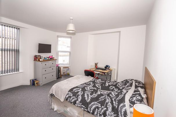 2 bedroom house share to rent - Photo 1