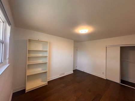 For Lease - 9 Gladiator Road, Markham, Ontario - Photo 2