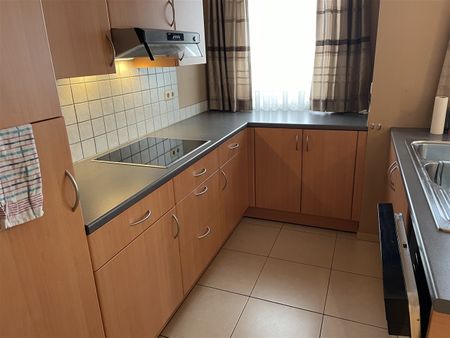 Zeer mooi gelegen ruim villa appartement met garage achteraan in de tuin. - Photo 5