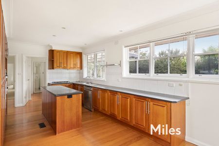 6 Simon Court, Rosanna - Photo 3