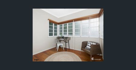 Charming Family Home in the Sought-After Padua Precinct - Photo 4