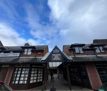 The Court Yard, Thatcham Broadway, RG19 - Photo 4