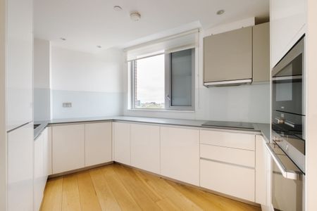 3 bedroom flat to rent - Photo 4