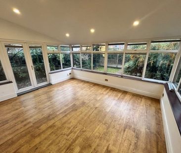 Parkfield Avenue, Preston - Photo 4