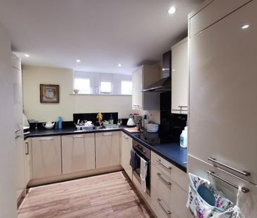 1 bedroom flat to rent - Photo 6