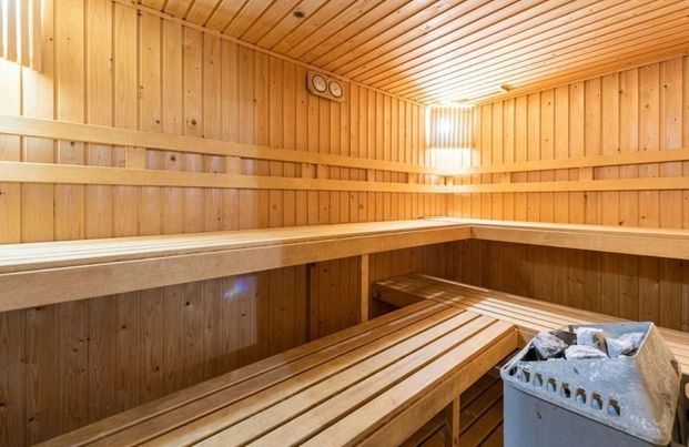 Dúplex de alquiler en Alfonso de Hohenlohe, La Carolina - Guadalpín - Photo 1