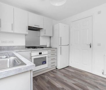 2 bedroom terraced house to rent - Photo 6