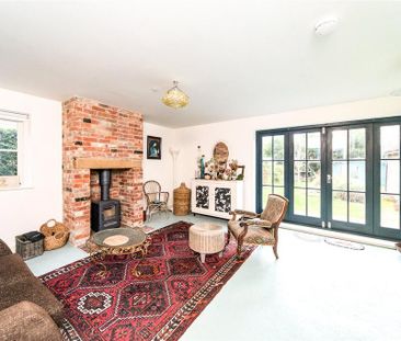 2 bedroom detached house to rent - Photo 5