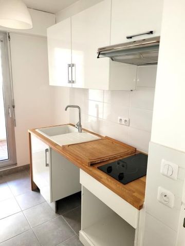 Location Appartement 2 pièces 39m² ISSY LES MOULINEAUX 92130 - Photo 5