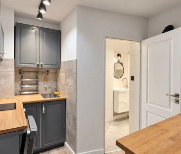 23 m² ciszy w środku Pragi metro, ochrona, 2 scho - Photo 3