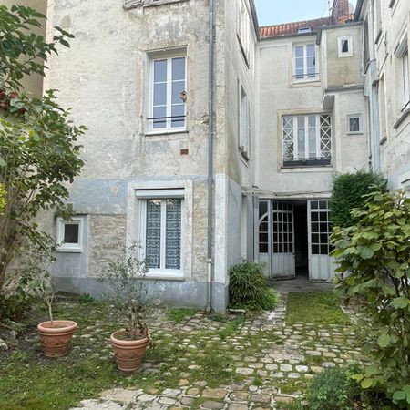 Location Appartement 1 pièce 14m² - Photo 3